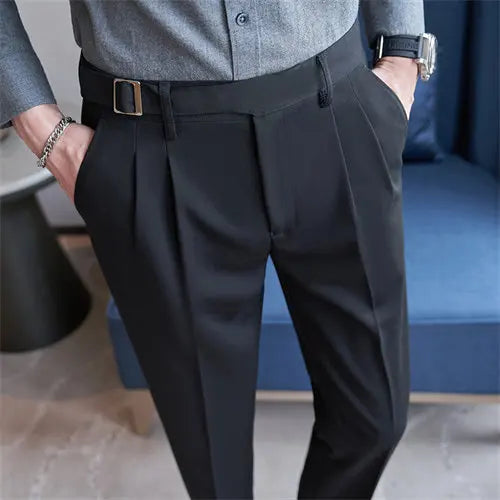 Pantalones ajustados de moda para hombre