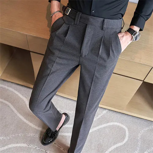 Pantalones ajustados de moda para hombre
