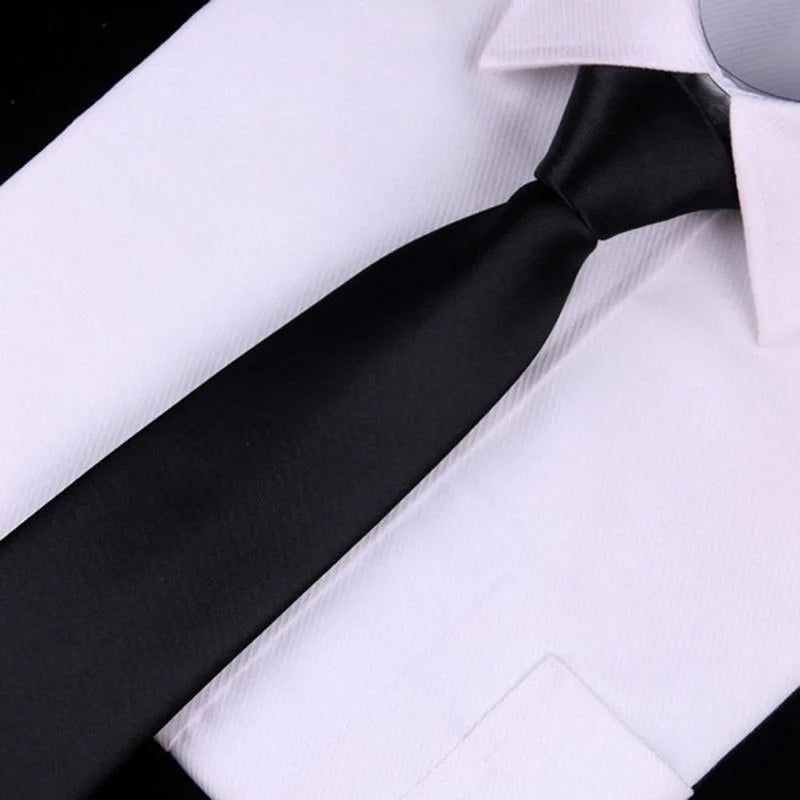 Corbata negra para hombre o mujer
