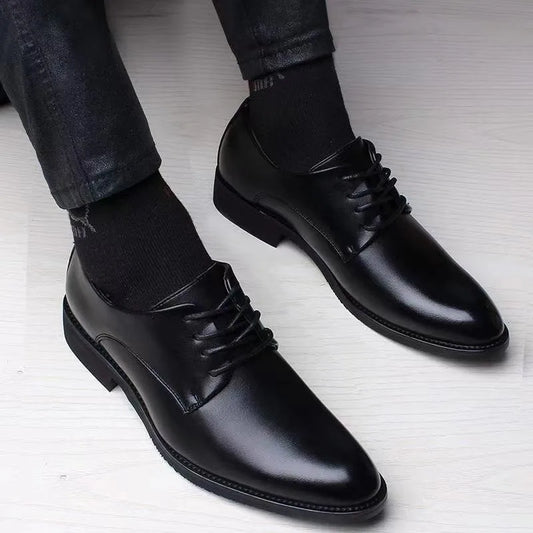 Zapatos británicos formales de negocios.